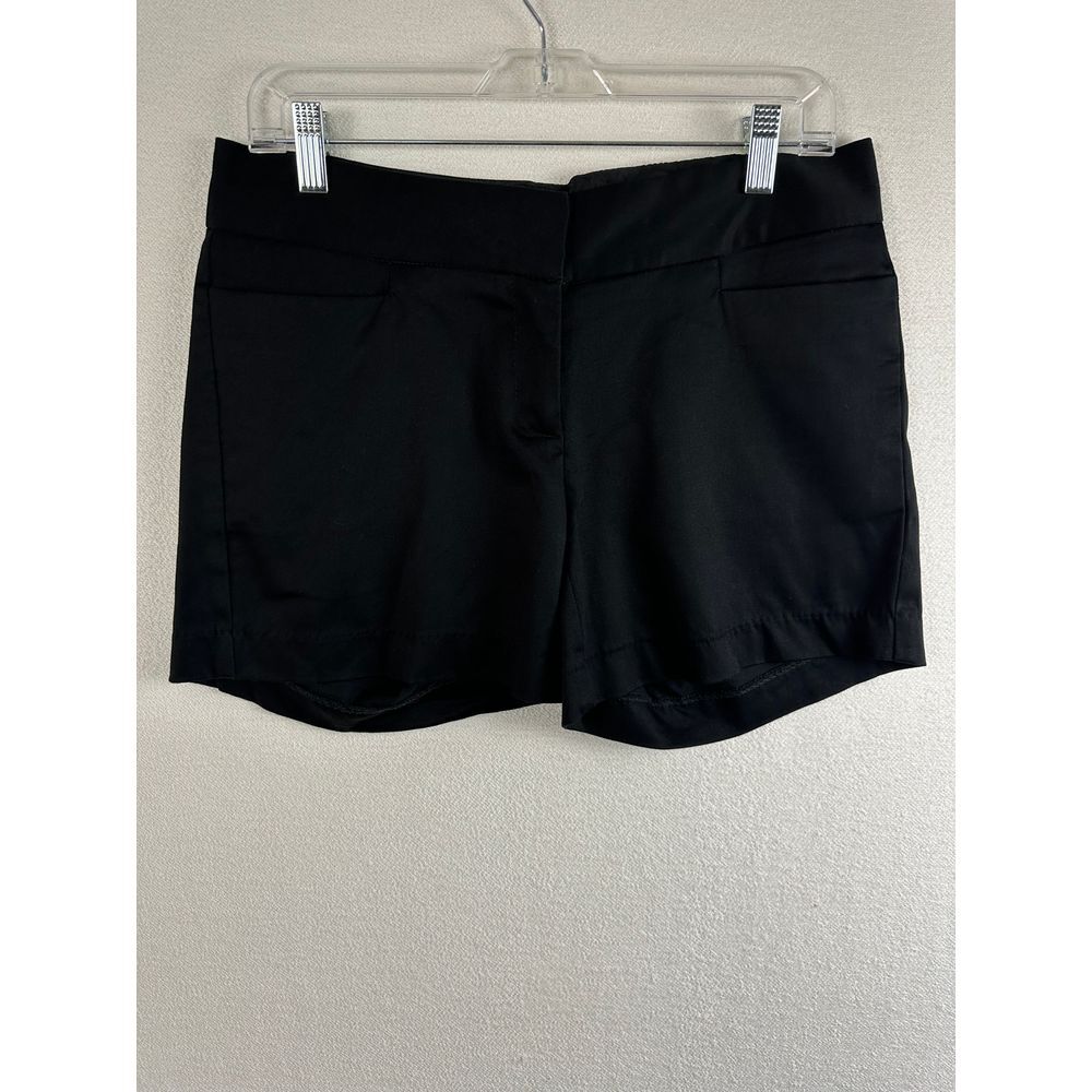 The Limited Shorts Women's 8